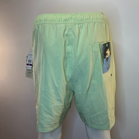 Trunks Men's Shadow Lime Land to Water 360 Stretch Shorts - Size XXL - NWT - Picture 3 of 6